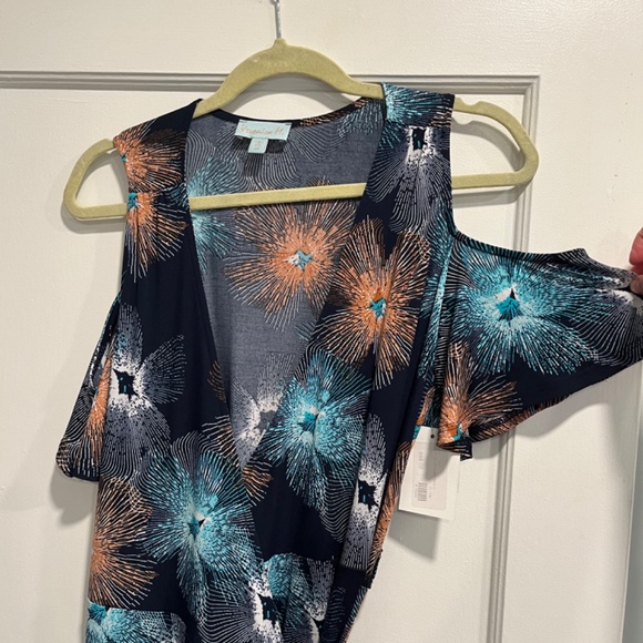 Veronica M navy floral wrap dress - Picture 2 of 5